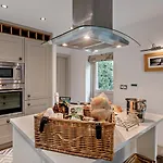 2 Bed In Scarborough Oc-g0179 * Staintondale