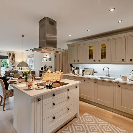 2 Bed In Scarborough Oc-g0179 *