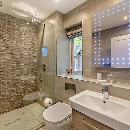 2 Bed In Robin Hoods Bay G0179 Tatil Evi *