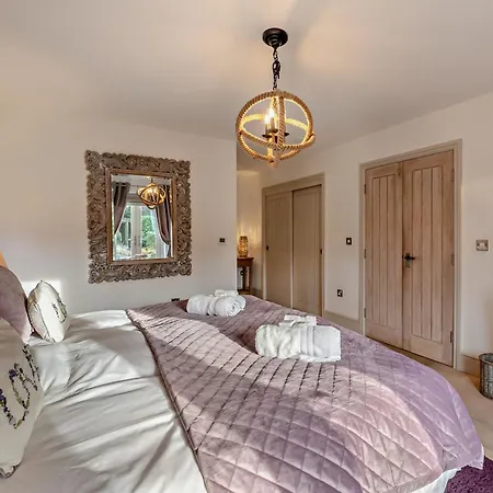 Дом отдыха 2 Bed In Robin Hoods Bay G0179